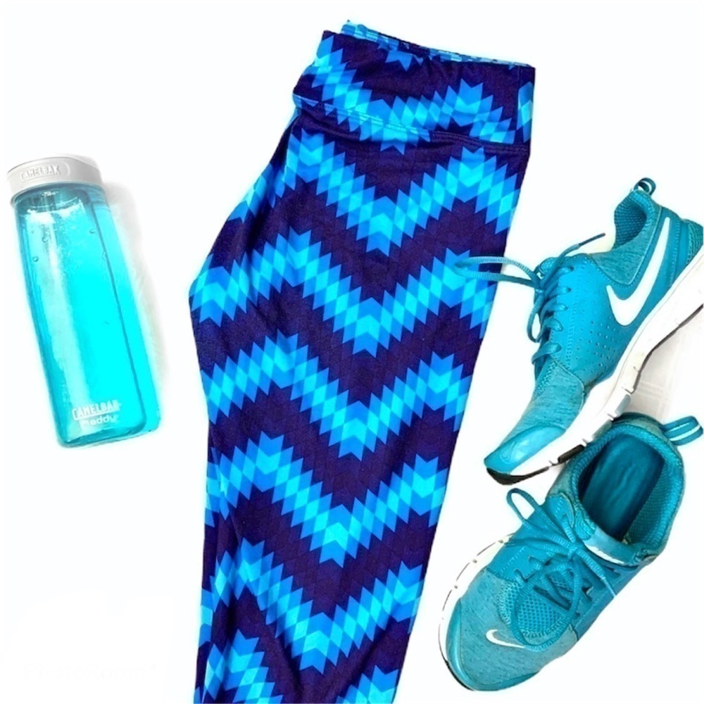 Athletic Blue Chevron Workout Yoga Leggings